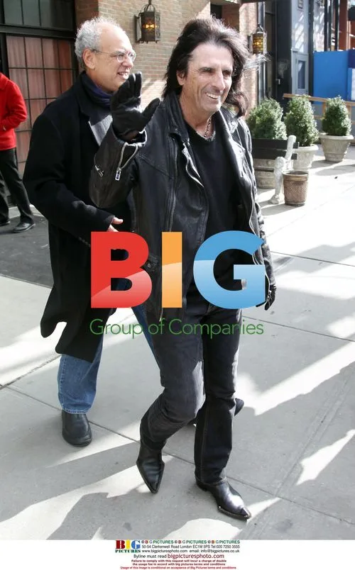 Alice Cooper Leaves Bowery Hotel