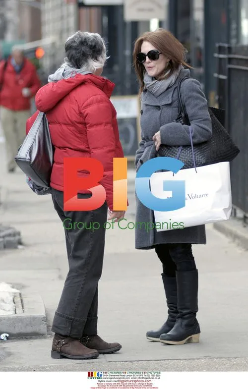 Julianne Moore Shops in NYC