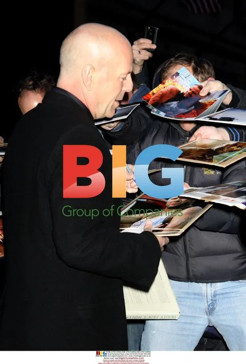 Bruce Willis Promotes 'Cop Out' on GMA