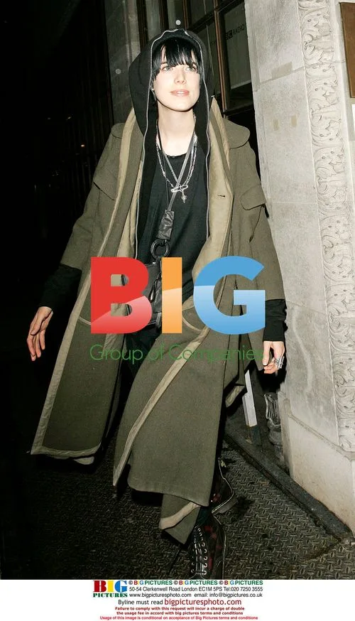 Agyness Deyn Leaving BBC Radio1