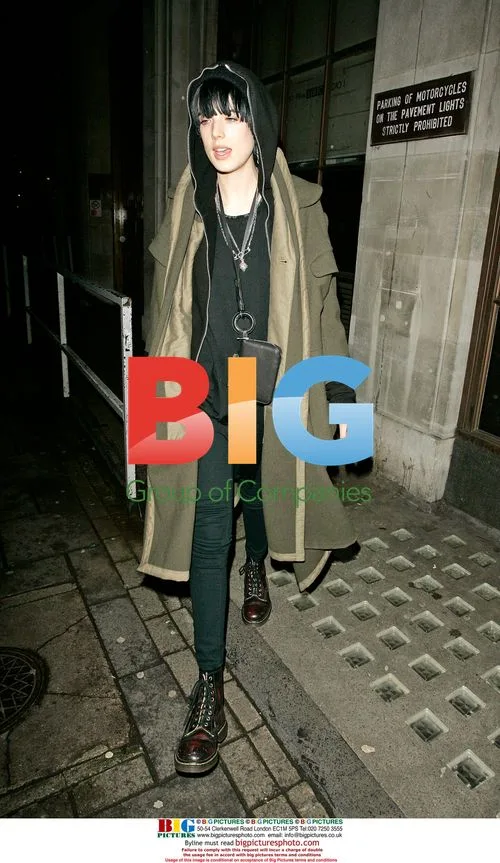 Agyness Deyn leaving BBC Radio1 studios
