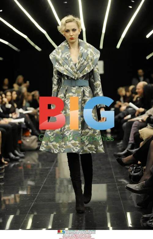 MFW 2010/11 - Lorenzo Riva Show