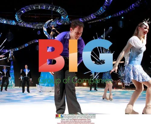 Kyran Bracken Performs at Holiday on Ice Spirit