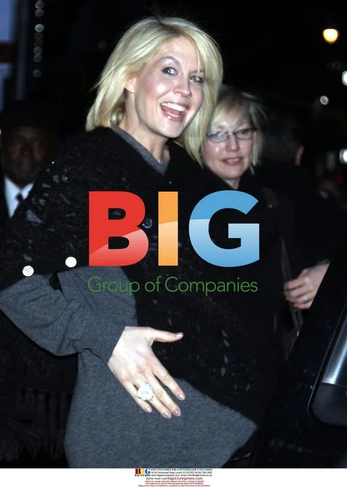 Jenna Elfman on 'The Late Show'