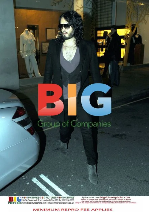 Russell Brand Shopping at Cartier's