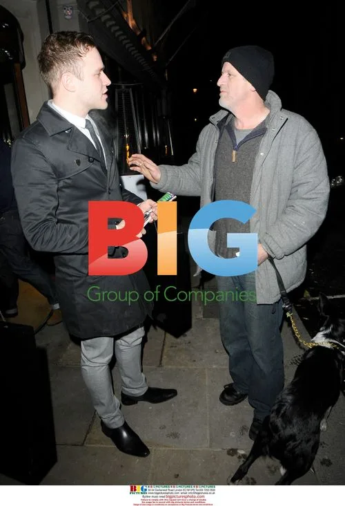 Olly Murs Buys Big Issue in London