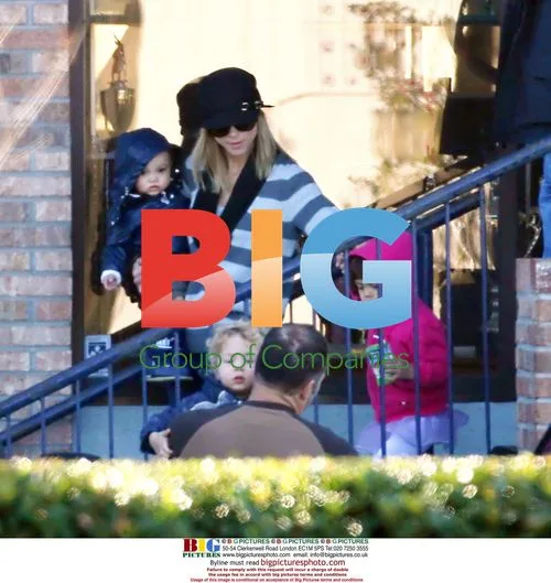 Elin Nordegren and Children in Florida