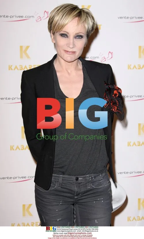 Patricia Kaas Receives Gold Disc