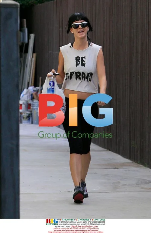Katy Perry Shops After Gym, LA