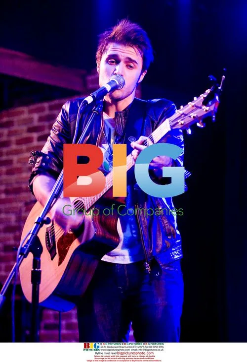 Kris Allen Performs at B.B. Kings Club in Las Vegas