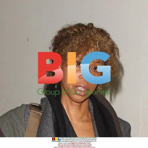 Trisha Goddard Spotted at LAX