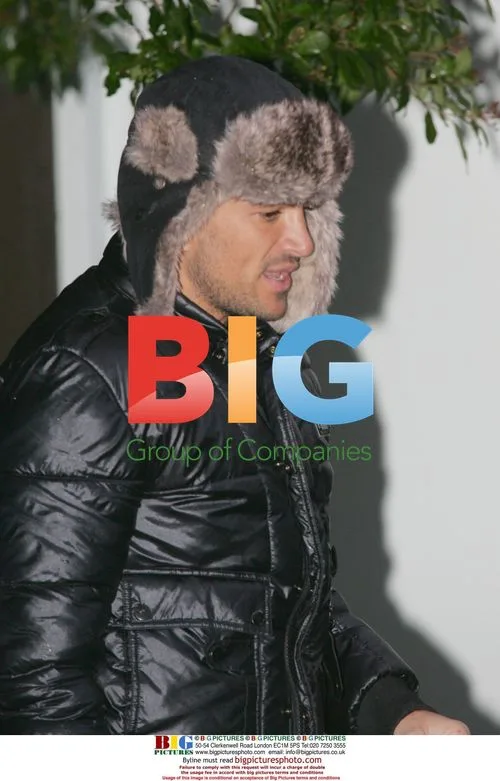 Peter Andre Out With Kids