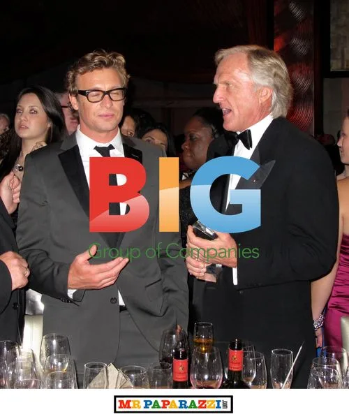 Simon Baker and Greg Norman at GÕDay USA Dinner