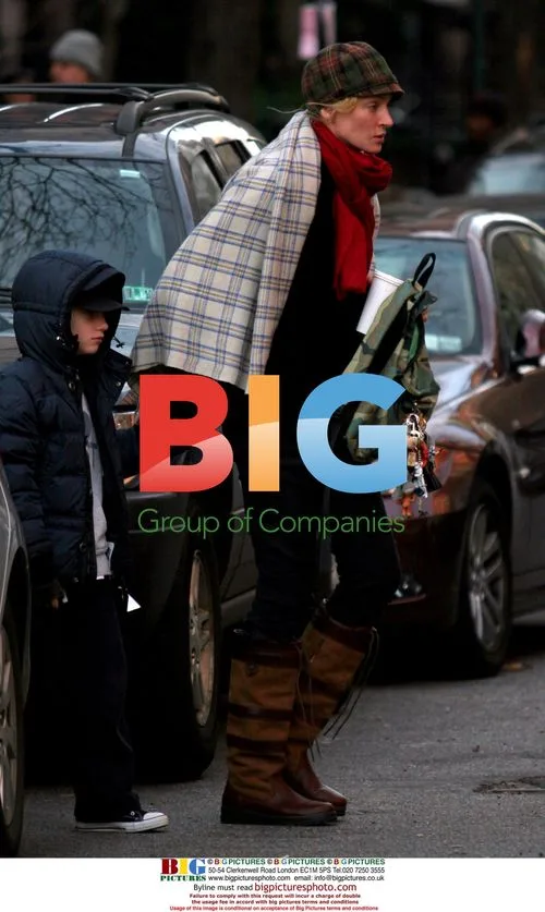 Uma Thurman with son in NYC