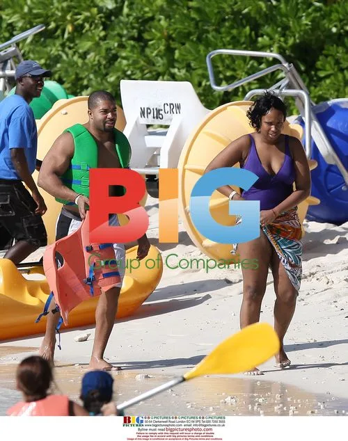 Jennifer Hudson with David Otunga in Bahamas