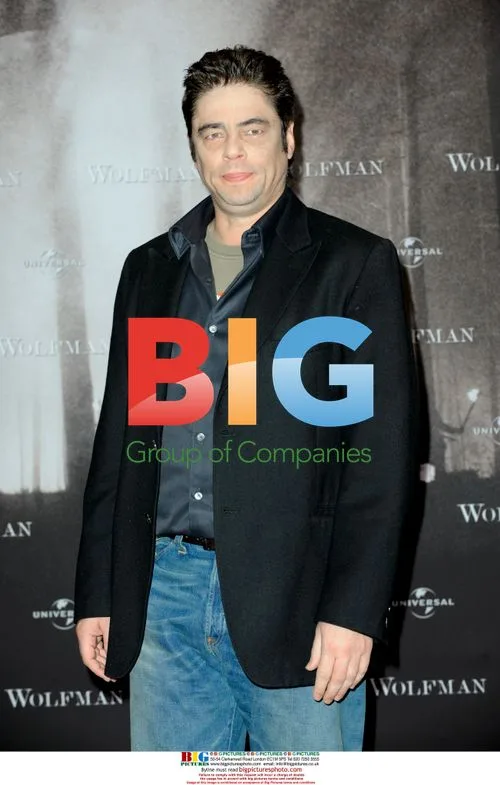 Benicio Del Toro and Emily Blunt at "Wolfman" Photocall