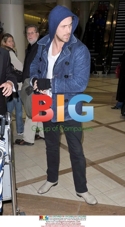 Ryan Gosling Travels Through LAX