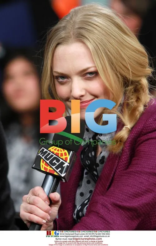 Channing Tatum and Amanda Seyfried promote "Dear John"