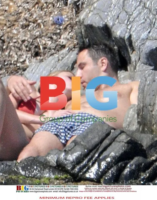 David Walliams and Lara Stone on Romantic Beach Trip
