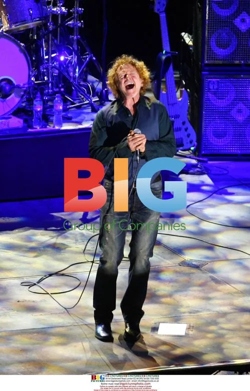 Mick Hucknall of Simply Red Performing Live