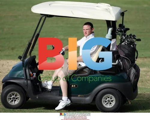 Wayne Rooney Golfing in Barbados