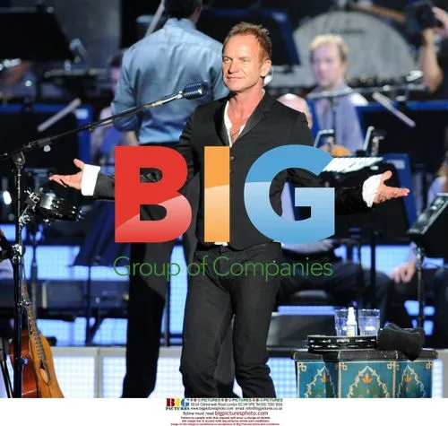 Sting Performs with Royal Philharmonic Orchestra