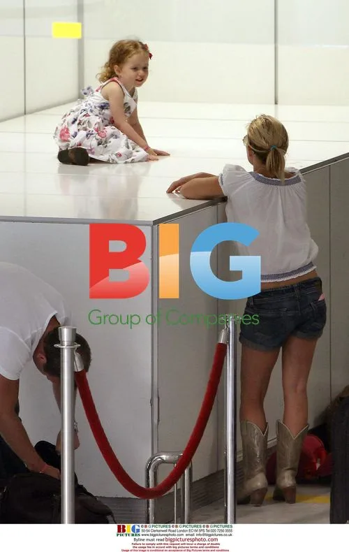 Geri Halliwell and Family at Nice Airport