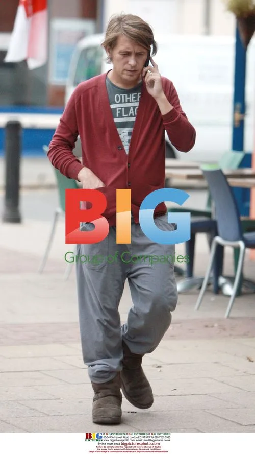 Take That's Mark Owen Shopping