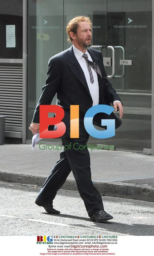 Ian Hart on set of 'When Harvey Met Bob'