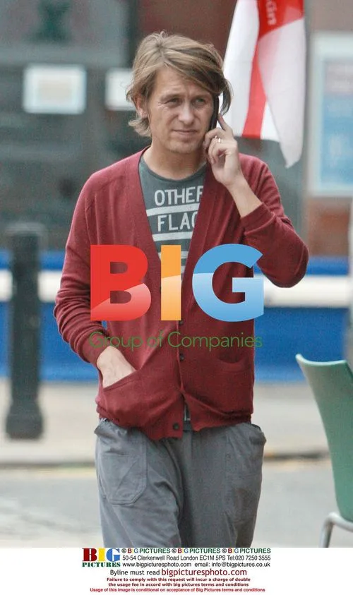 Take That's Mark Owen Grocery Shopping