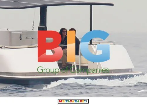 Bono and wife board billionaire's yacht