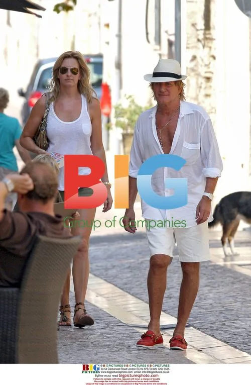 Rod Stewart and Family Walk in France
