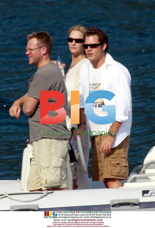 Uma Thurman and Arpad Busson on Lake Como