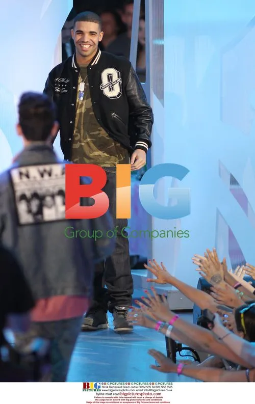 Drake wins 2 MMVA Awards in Toronto
