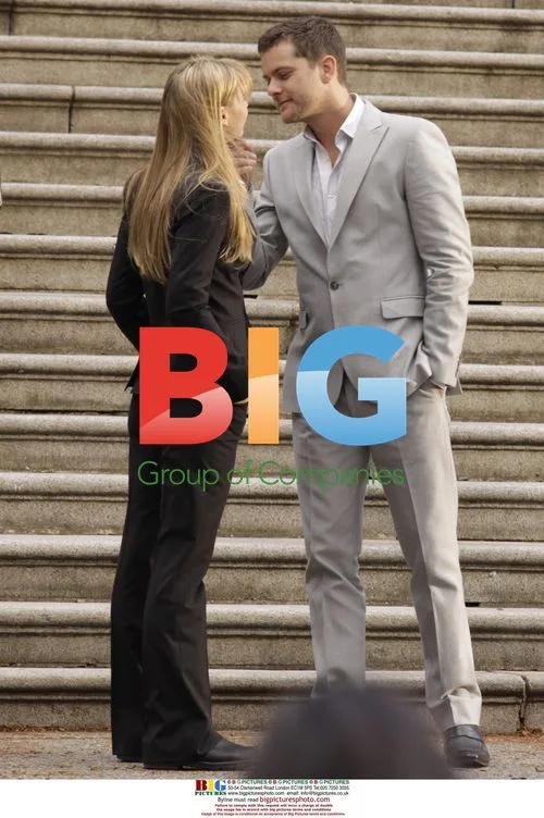 Joshua Jackson, Anna Torv on Fringe Set