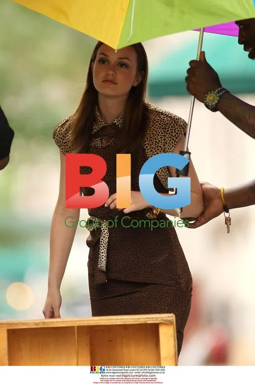 Leighton Meister on 'Gossip Girl' Set