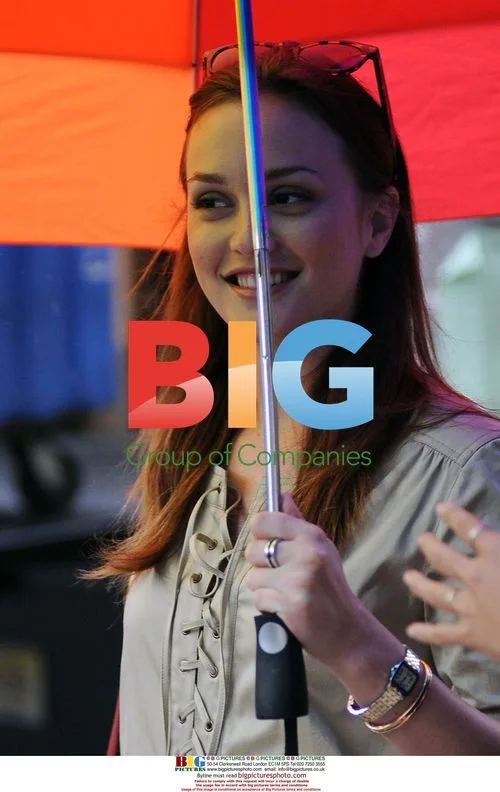 Leighton Meester on 'Gossip Girl' set