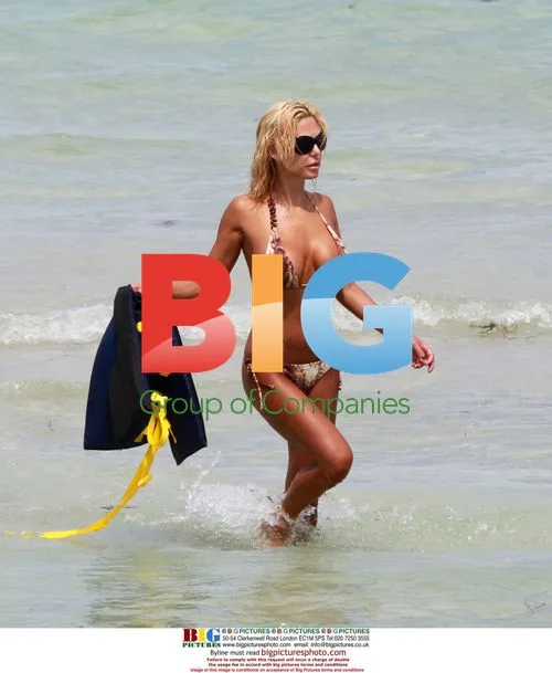 Shauna Sands on Miami Beach