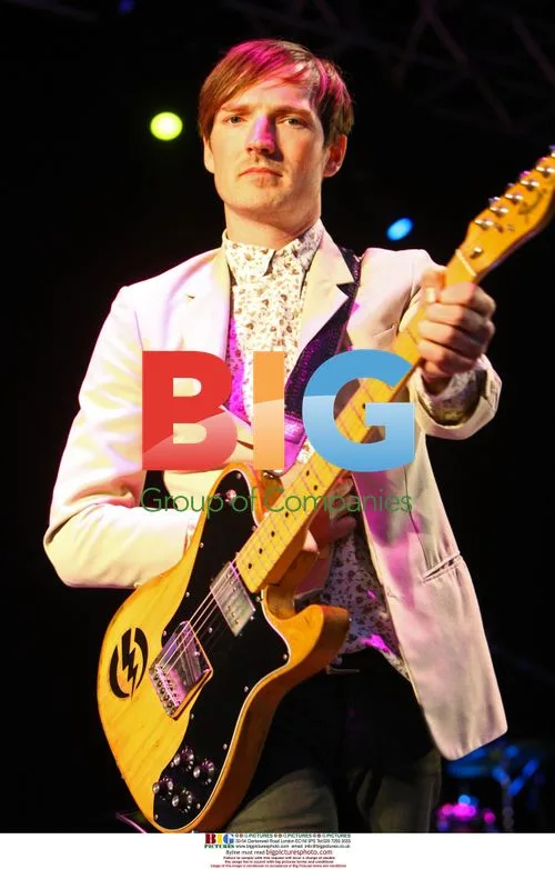 The Feeling Performing at Epsom Downs Racecourse