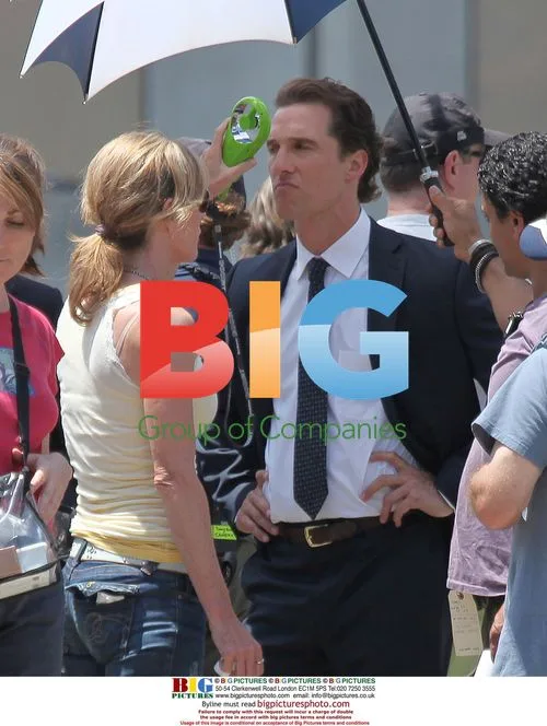 Matthew McConaughey and Ryan Phillippe on 'The Lincoln Lawyer' set