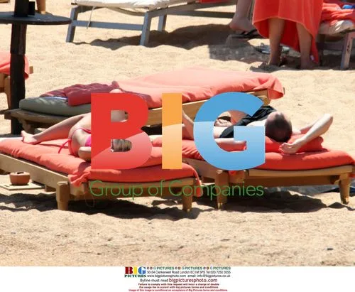 Andres Iniesta on Holiday with Girlfriend Anna Ortiz