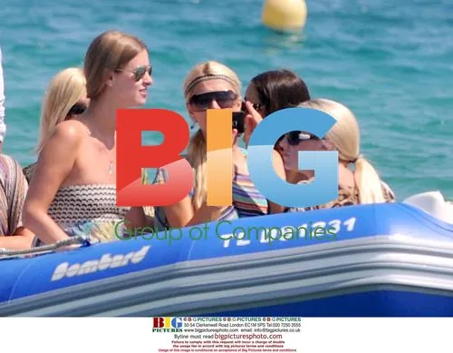 Paris & Nicky Hilton on Speed Boat