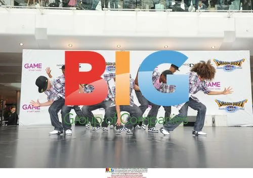 Diversity Performs at Dragon Quest Launch