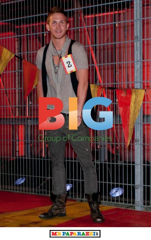 New Big Brother Contestants Embrace