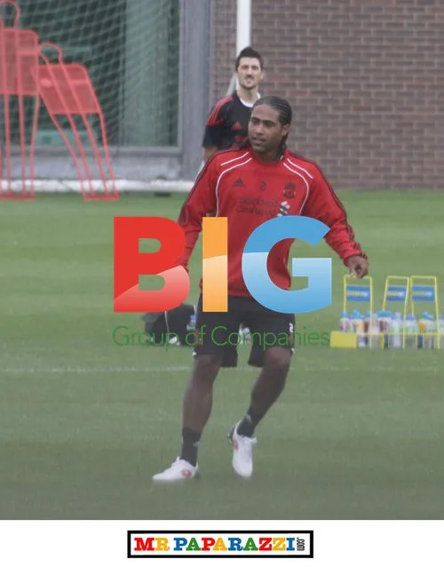 Joe Cole Trains with Liverpool Team
