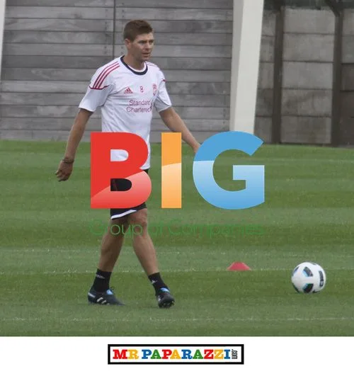 Joe Cole Trains with Liverpool Teammates