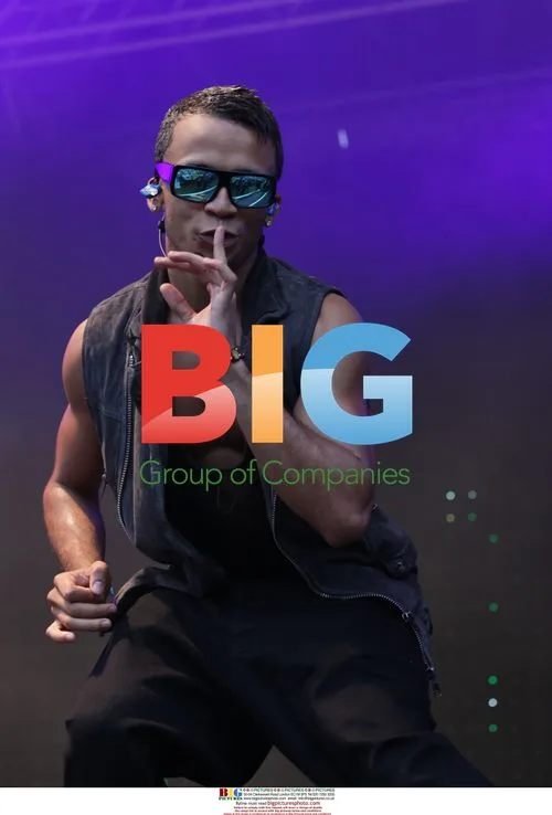 JLS performing at Ponty's Big Weekend