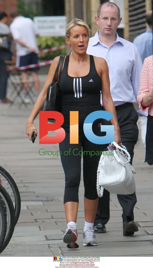 Davinia Taylor Heads to Pilates