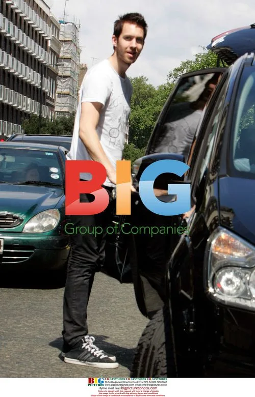 Calvin Harris Leaves London Hotel