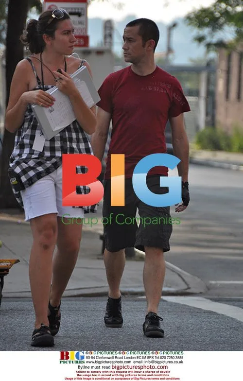 Joseph Gordon Levitt on set of "Premium Rush"